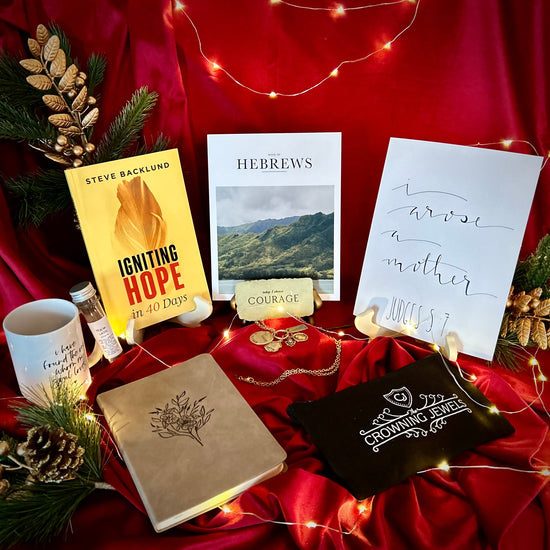 Heaven Inspired I Am Her Luxe Gift Box